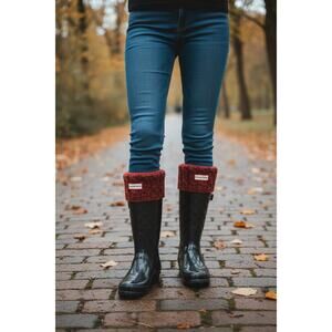 Hunter Quilted‎ Rain Boots Red Knit Cuff Women’s Size 6 Excellent Condition